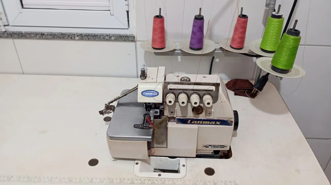 Máquina de costura interlock  - Foto 2
