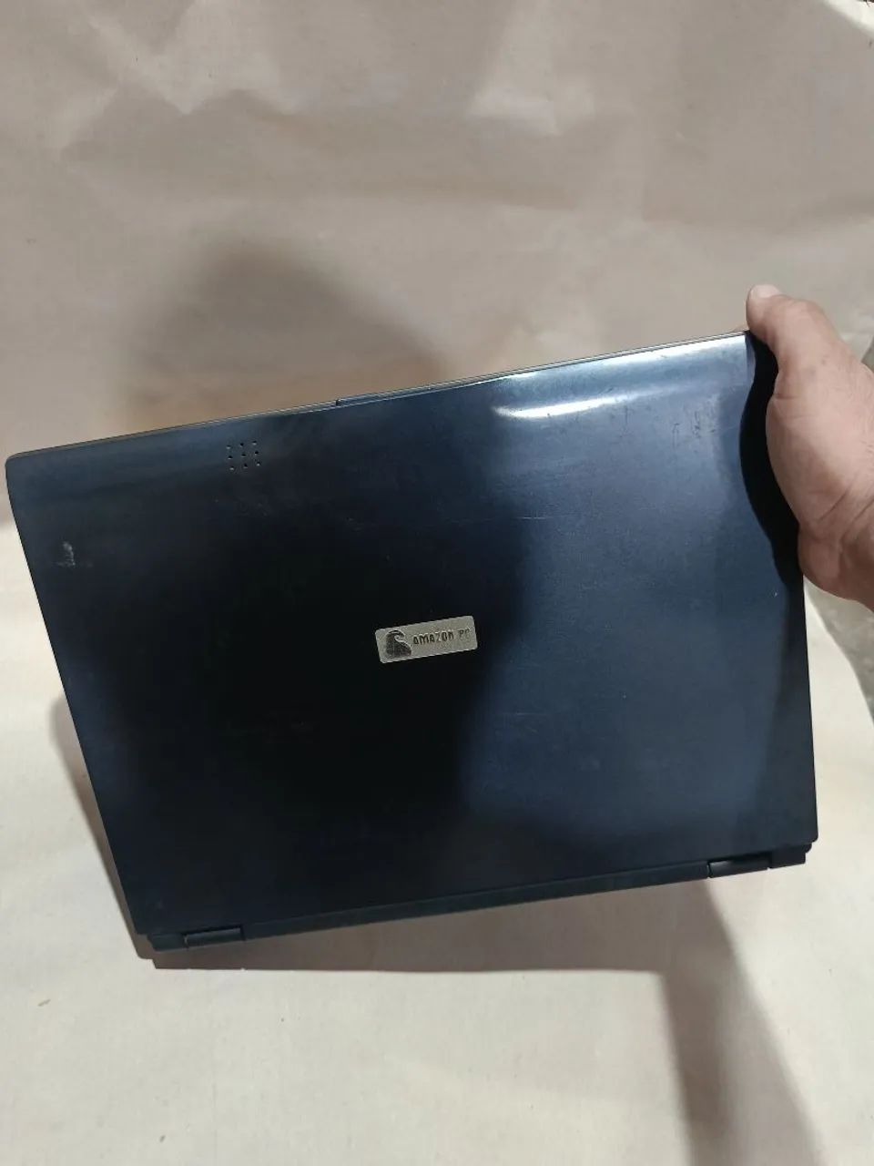 Notebook antigo Amazon no estado