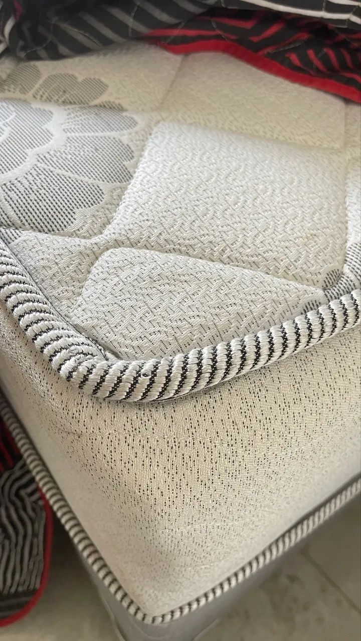 Cama quern com colchão  - Foto 3