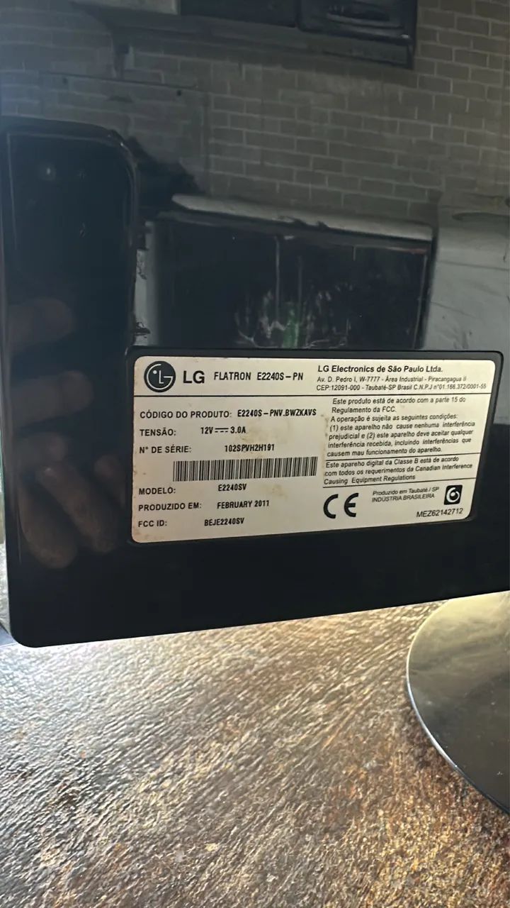 Monitor LG Flatron E2240S 21,5 - Foto 4