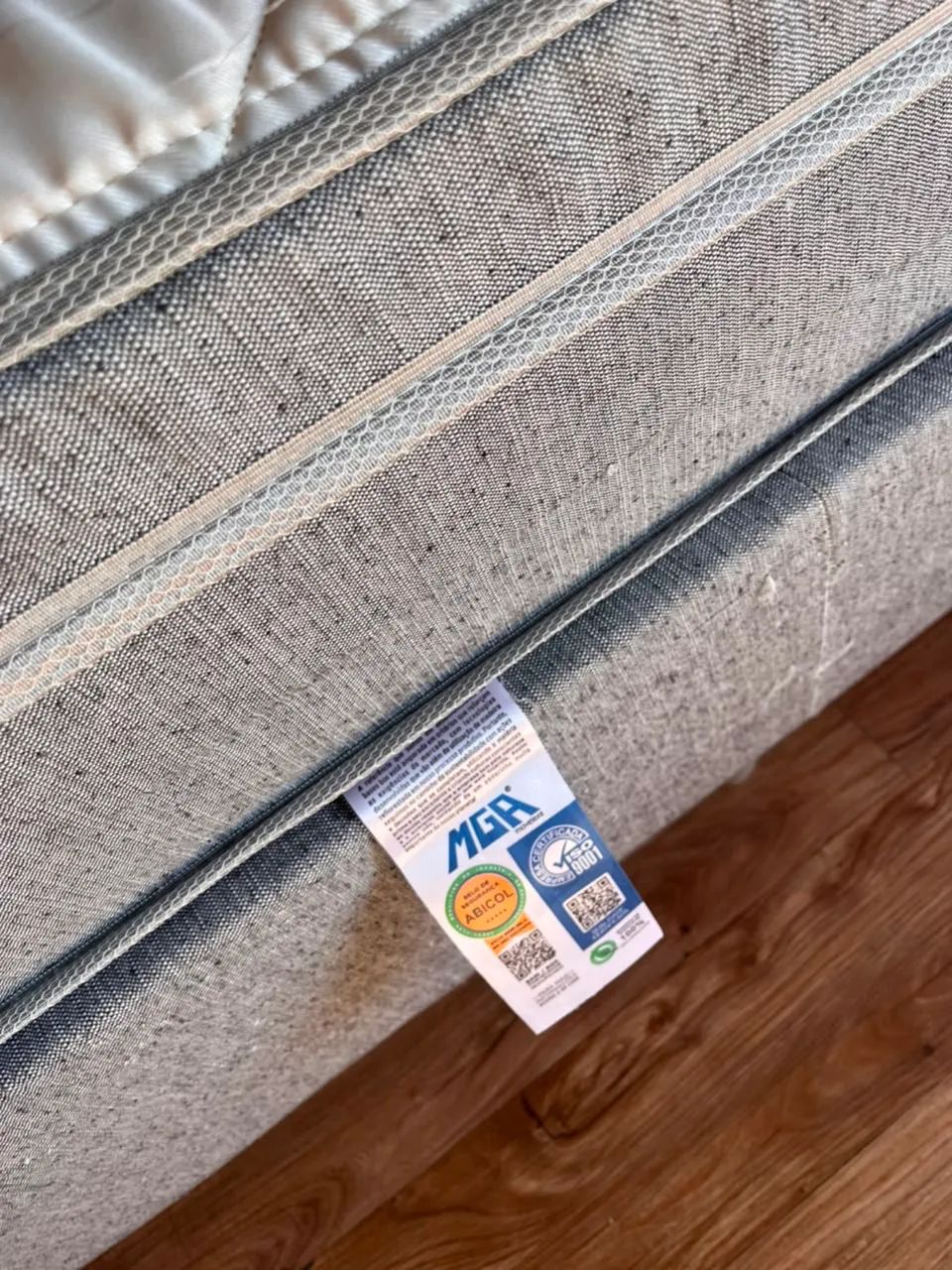 Cama box Queen completa com colchão Tok&Stok  - Foto 5