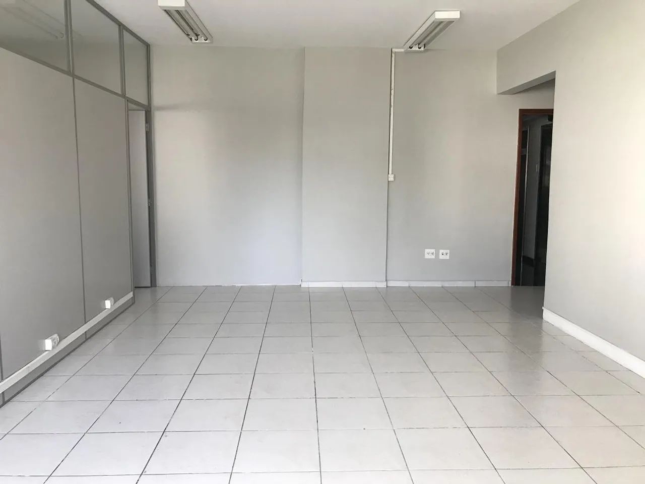 Sala Comercial no bairro Estoril - BH