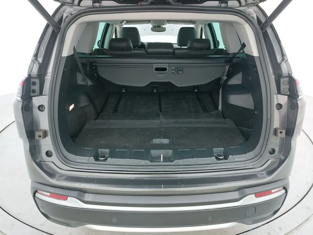Jeep Commander Limited T270 1.3 TB Flex Aut., foto 9 de 18