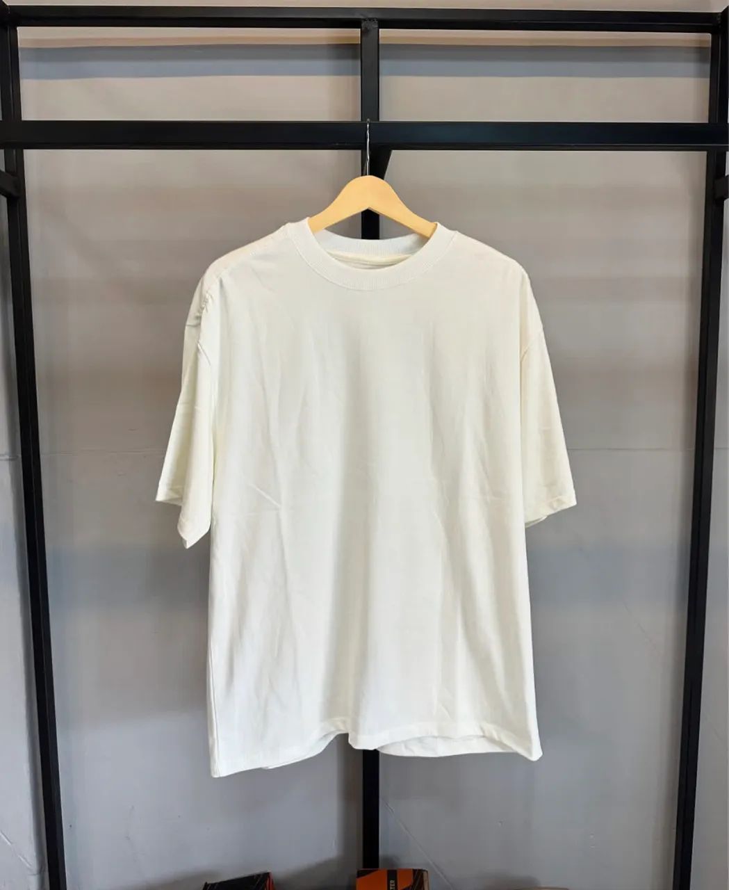 Camisa Oversize tamanho GG OFF WITHE  - Foto 2
