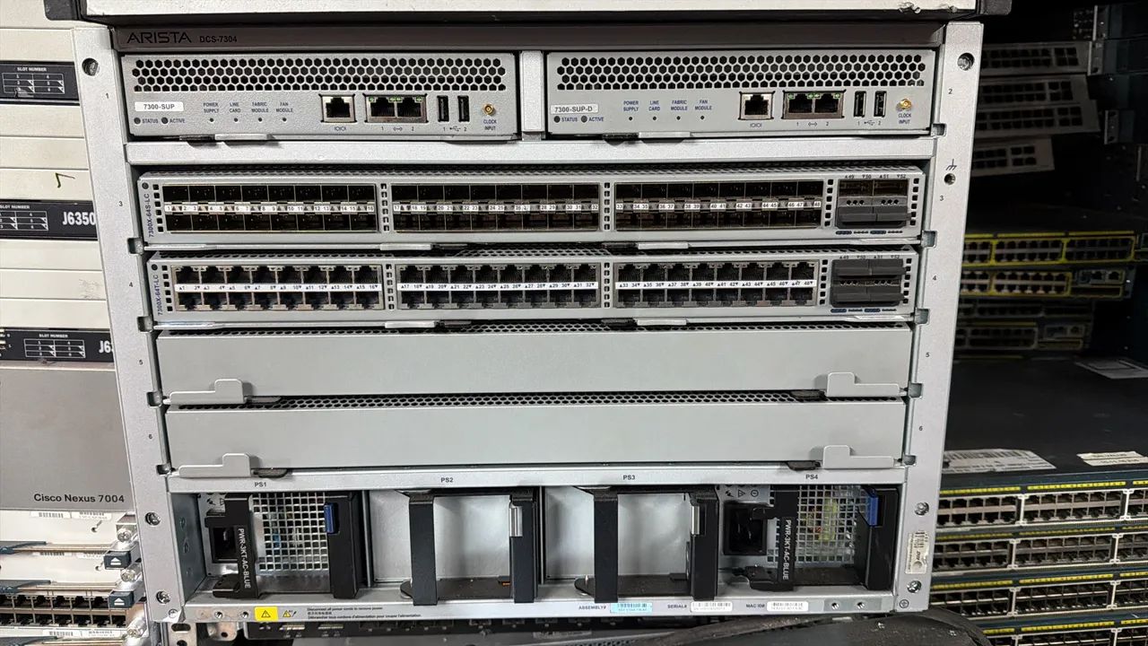 Switch Chassi Arista DCS 7304 