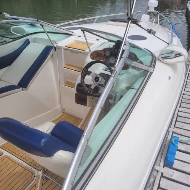 lancha Millenium 225 , motor Yamaha 150 HP 120 h  - Foto 7