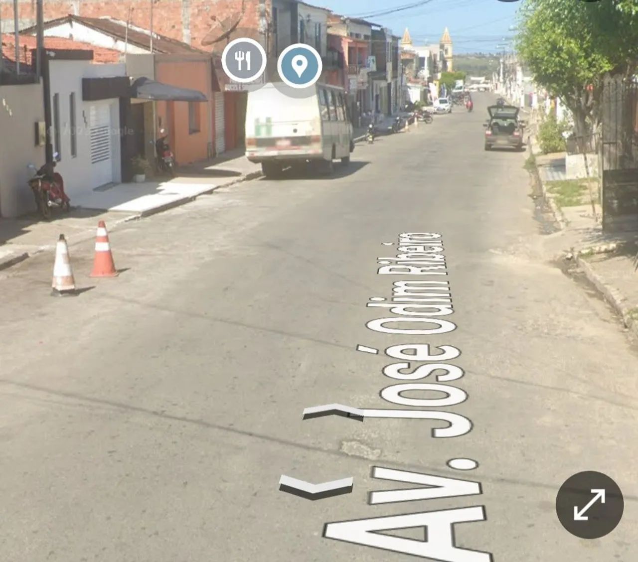 Vende-se casa em rua comercial - Foto 3