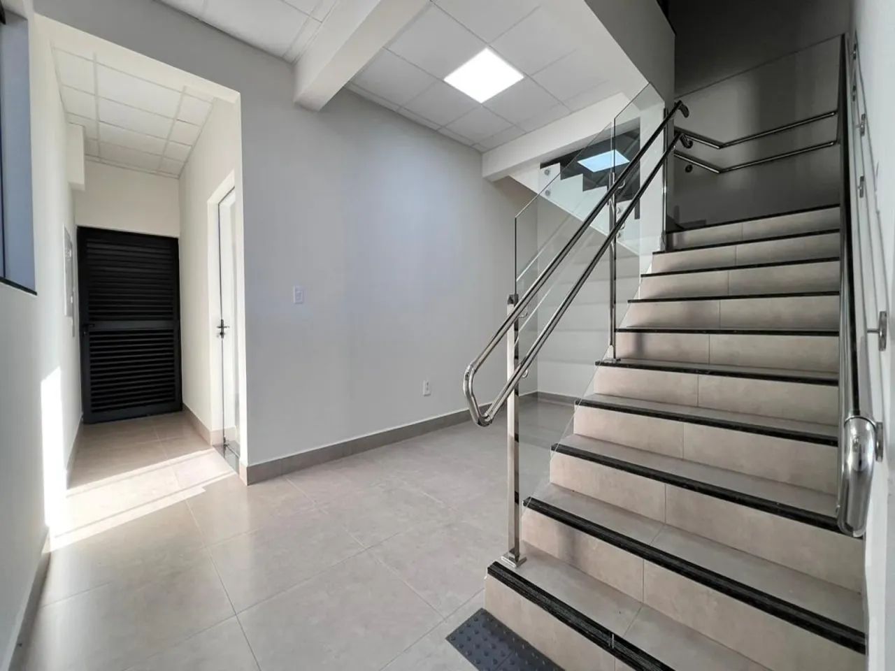Imóvel Comercial/ Industrial disponível para Locação | 2.400m² | Marialva  PR - Foto 5