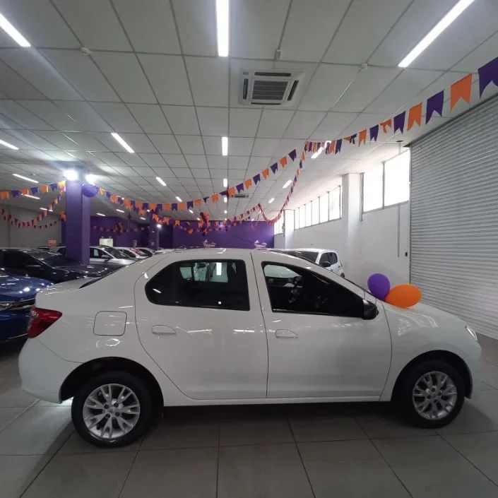 Renault Logan Zen Flex 1.0 12V 4p Mec., foto 3 de 8