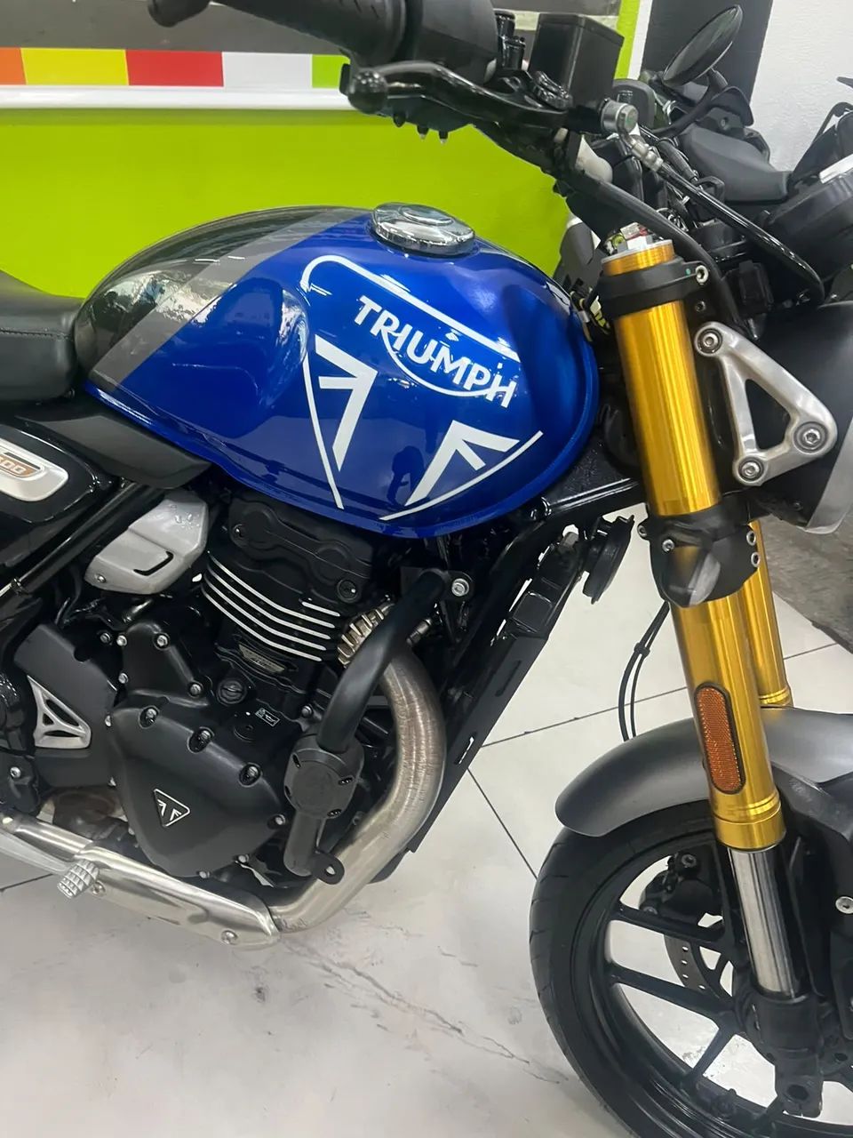 TRIUMPH SPEED 400 - Foto 5