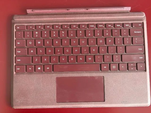 Teclado Microsoft Surface Type Cover 1725 - Vinho - Original - Foto 2