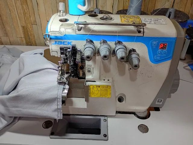 maquina industrial interlok jack 34s - Foto 2