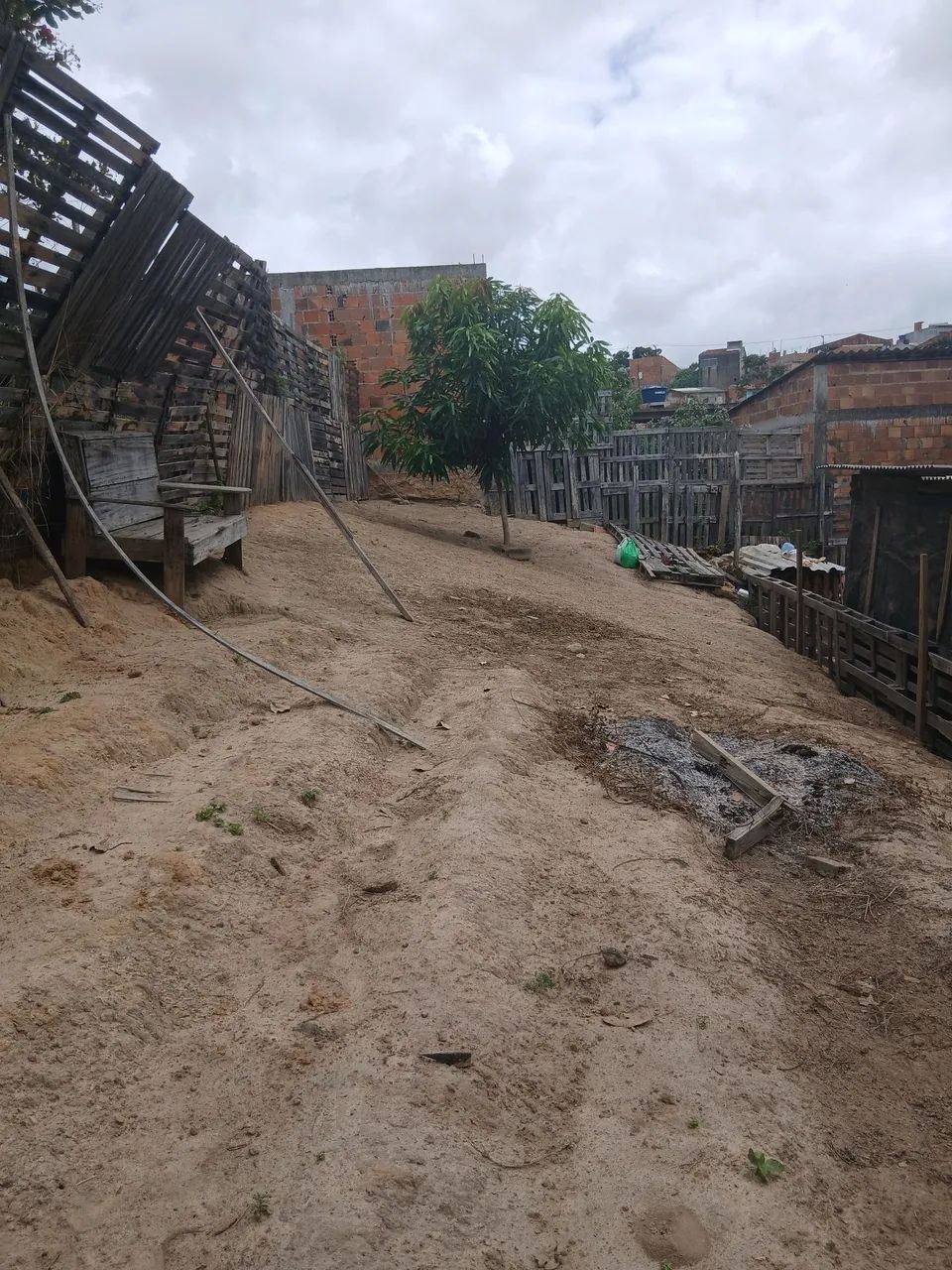 Vende-se um terreno  - Foto 2
