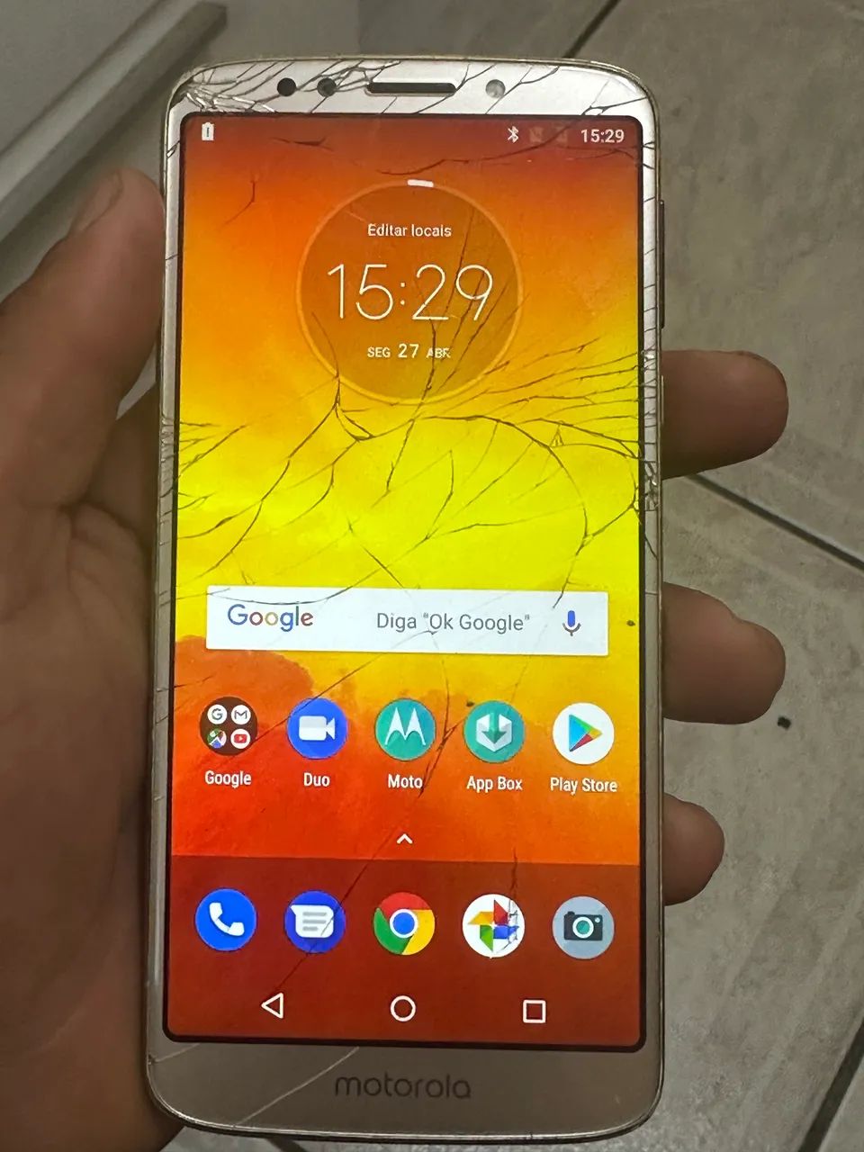 Moto e5 play tela trincada  - Foto 2