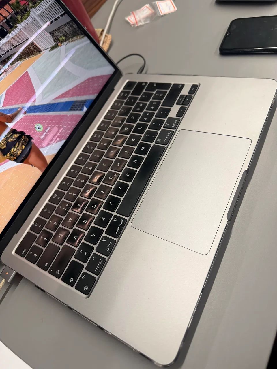MacBook Air 13 M3 - Foto 2