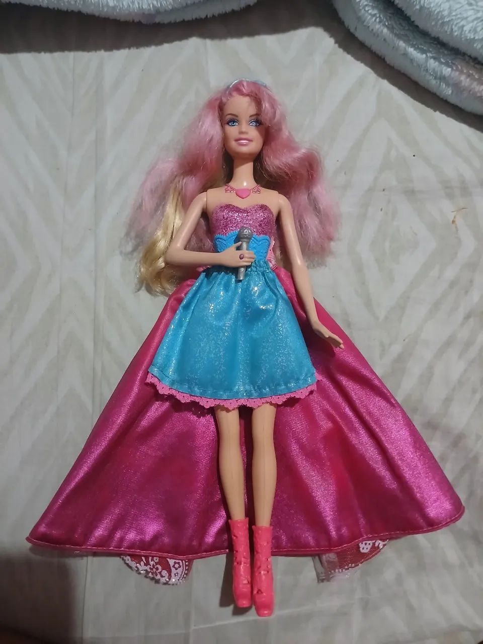 Barbie a Princesa e a Popstar Tori - Foto 2