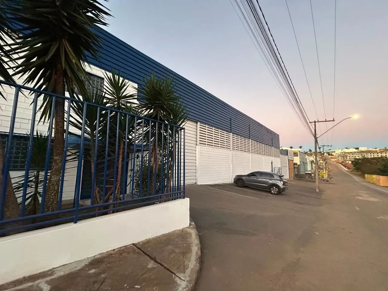 ALUGA-SE GALPÃO - Foto 2