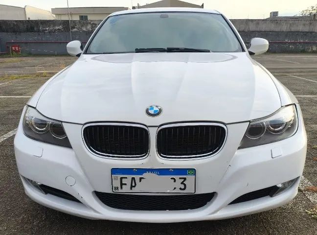 BMW 320I A 2011