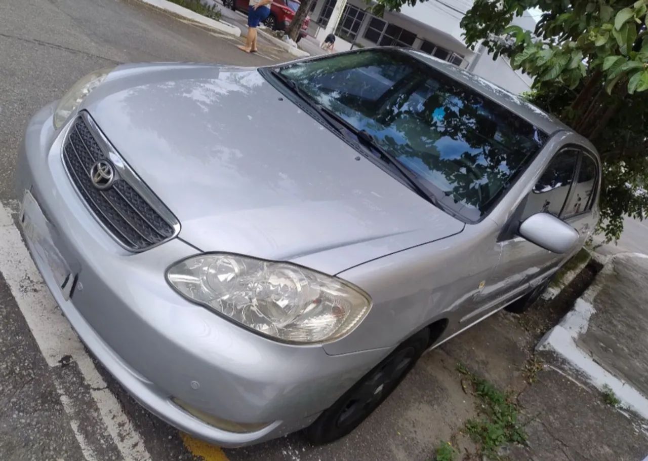 Corolla XEi automático 2005 c/kit gas