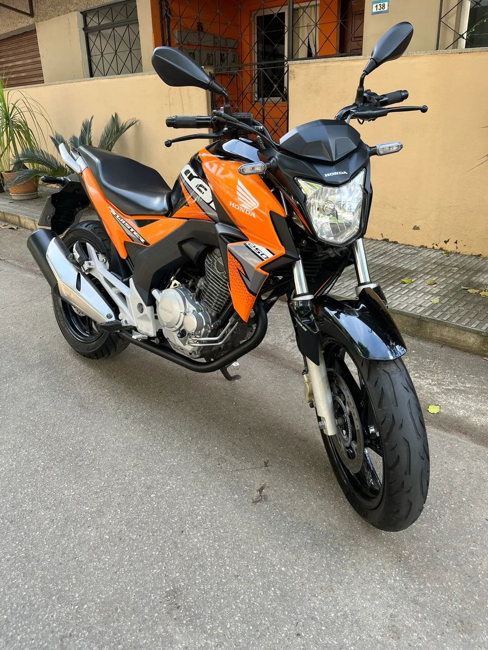 Twister 250 ABS  - Foto 3