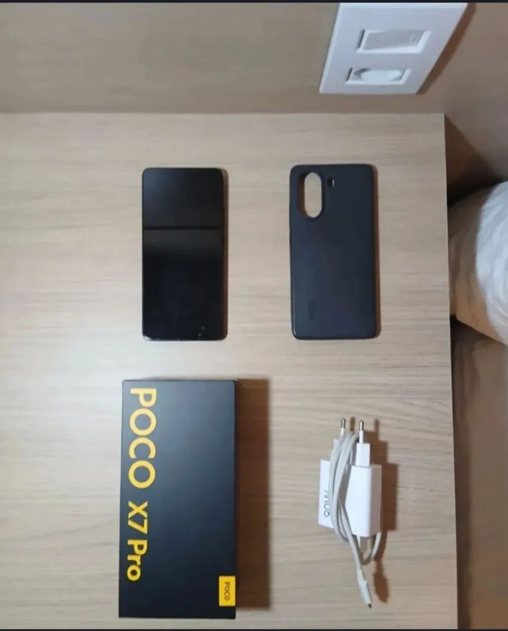 Vendo poco x7 pro impecável 