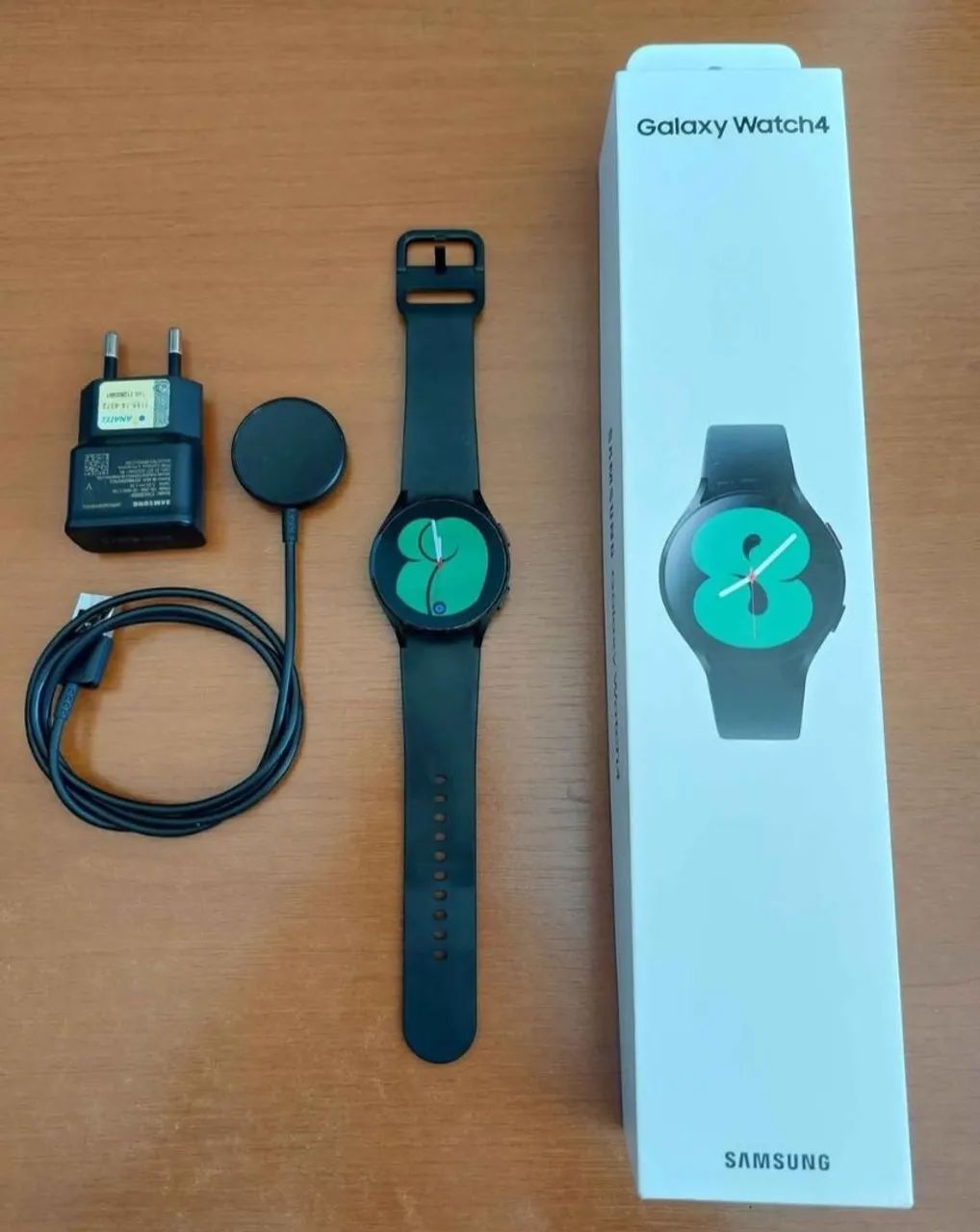 SAMSUNG GALAXY WATCH 4