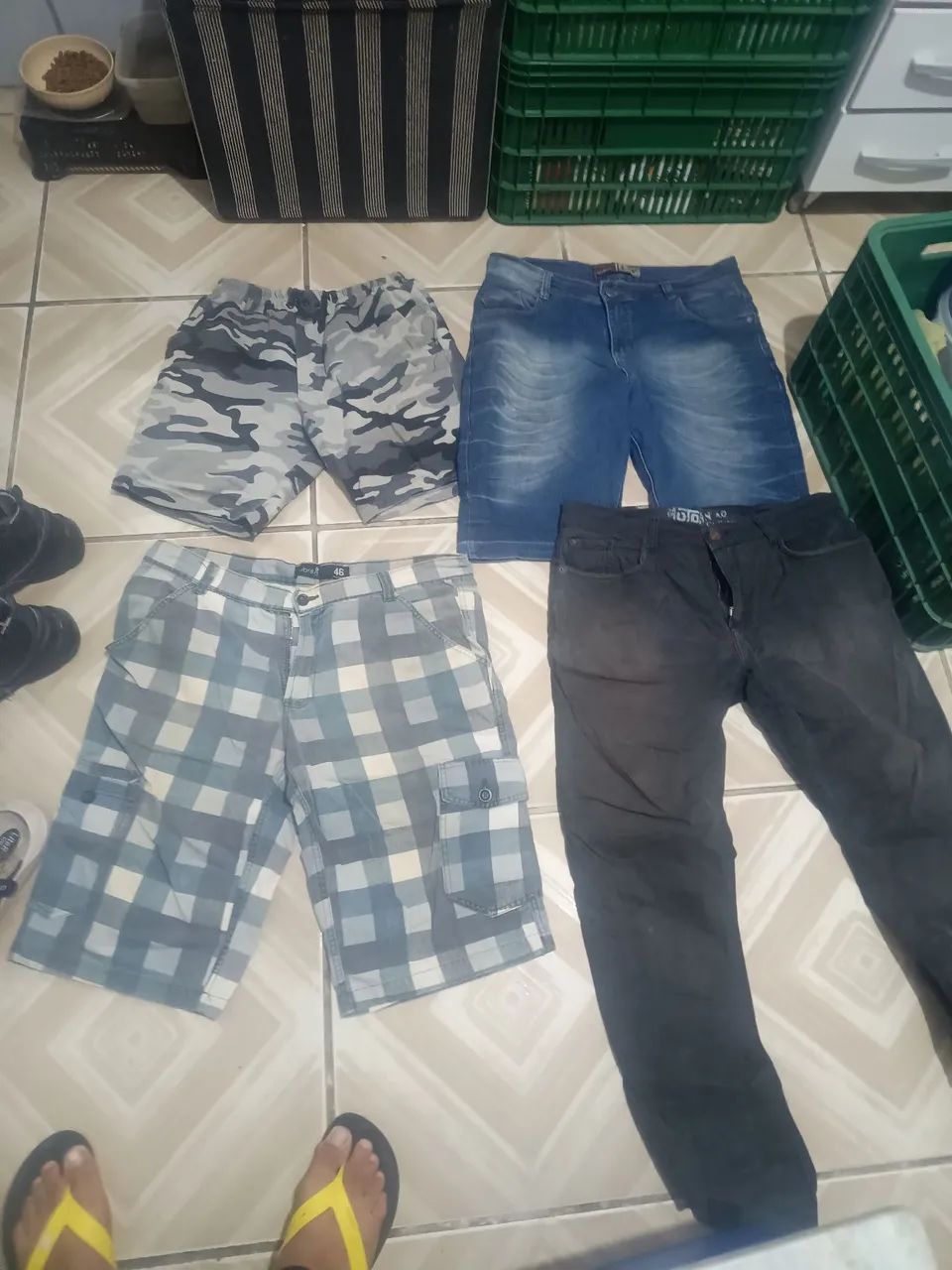 Lote de roupas pra quem veste 44 ou 46  - Foto 5