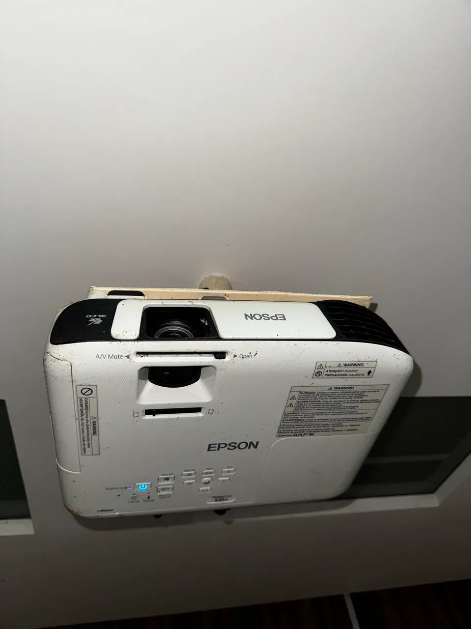 Projetor Epson PowerLite S41+ ? 3.300 lúmens