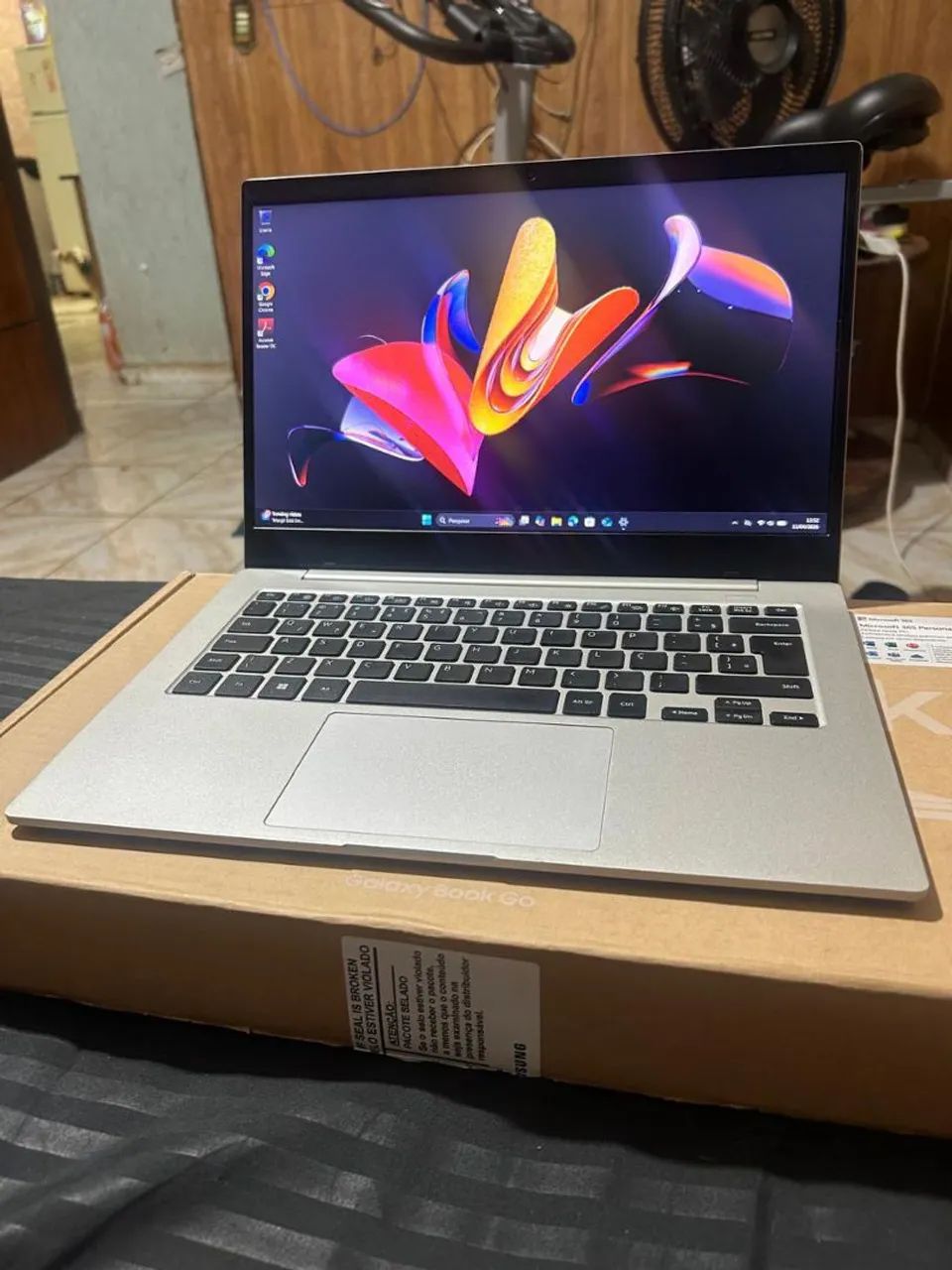Notebook Samsung Galaxy Com Nota Fiscal  - Foto 4