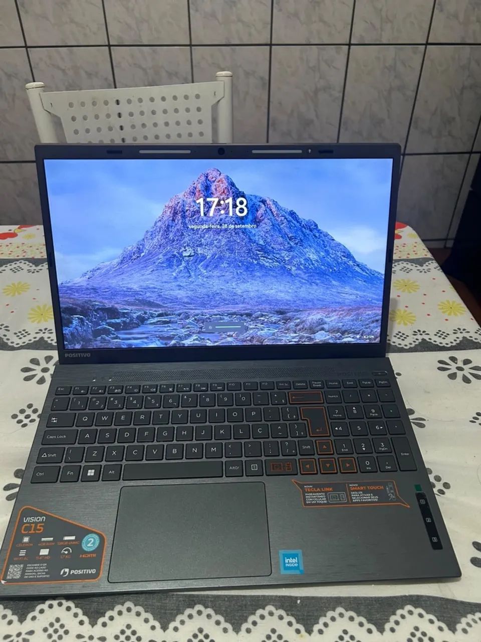 Notebook Positivo Vision C15 - 4GB RAM / 128GB