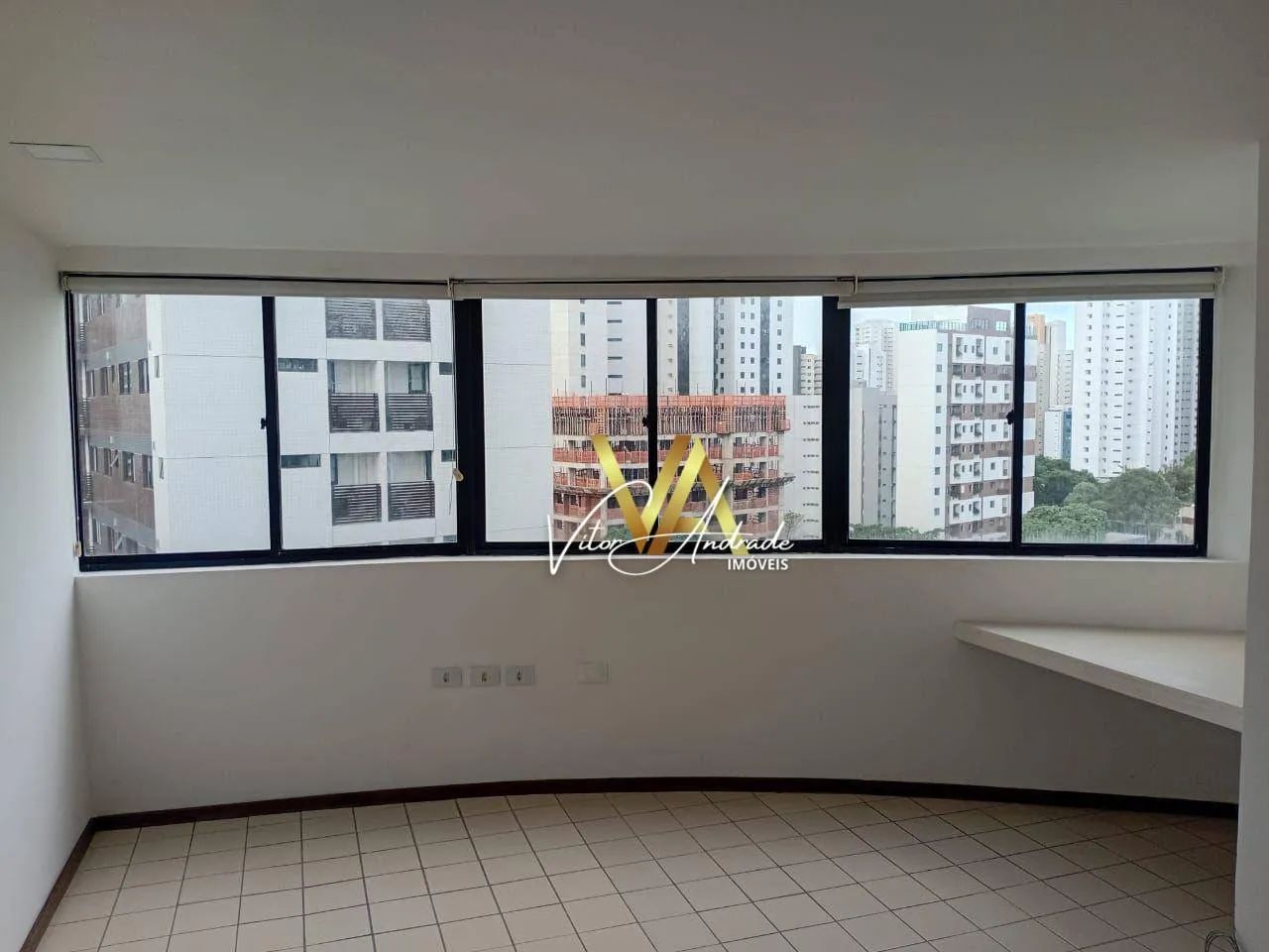 Apartamento com 2 quartos, closet e 2 vagas de garagem no Parnamirim