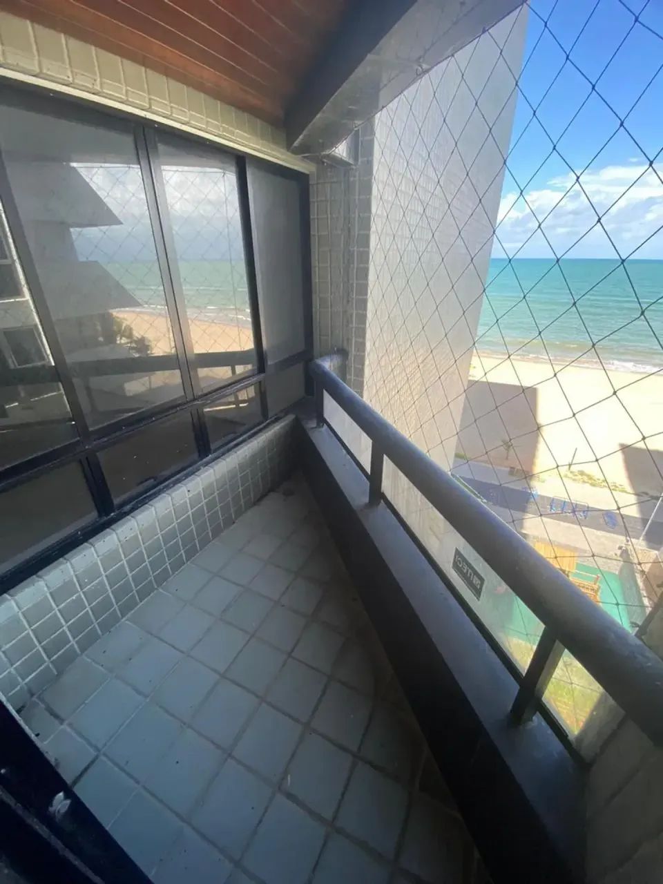 Imóvel para venda possui 327 metros quadrados com 4 quartos - Foto 2