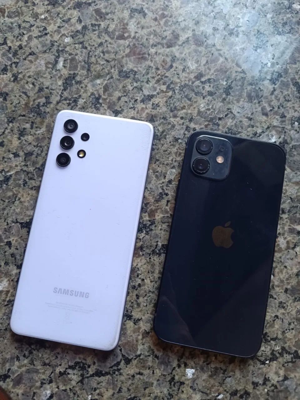 Troco iPhone 12 e Samsung A32 por iPhone Pro Max ou acima