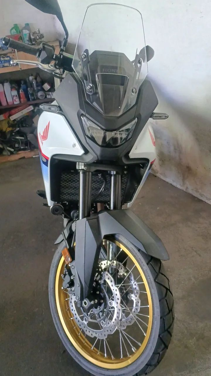 Honda Transalp 750 - Foto 2