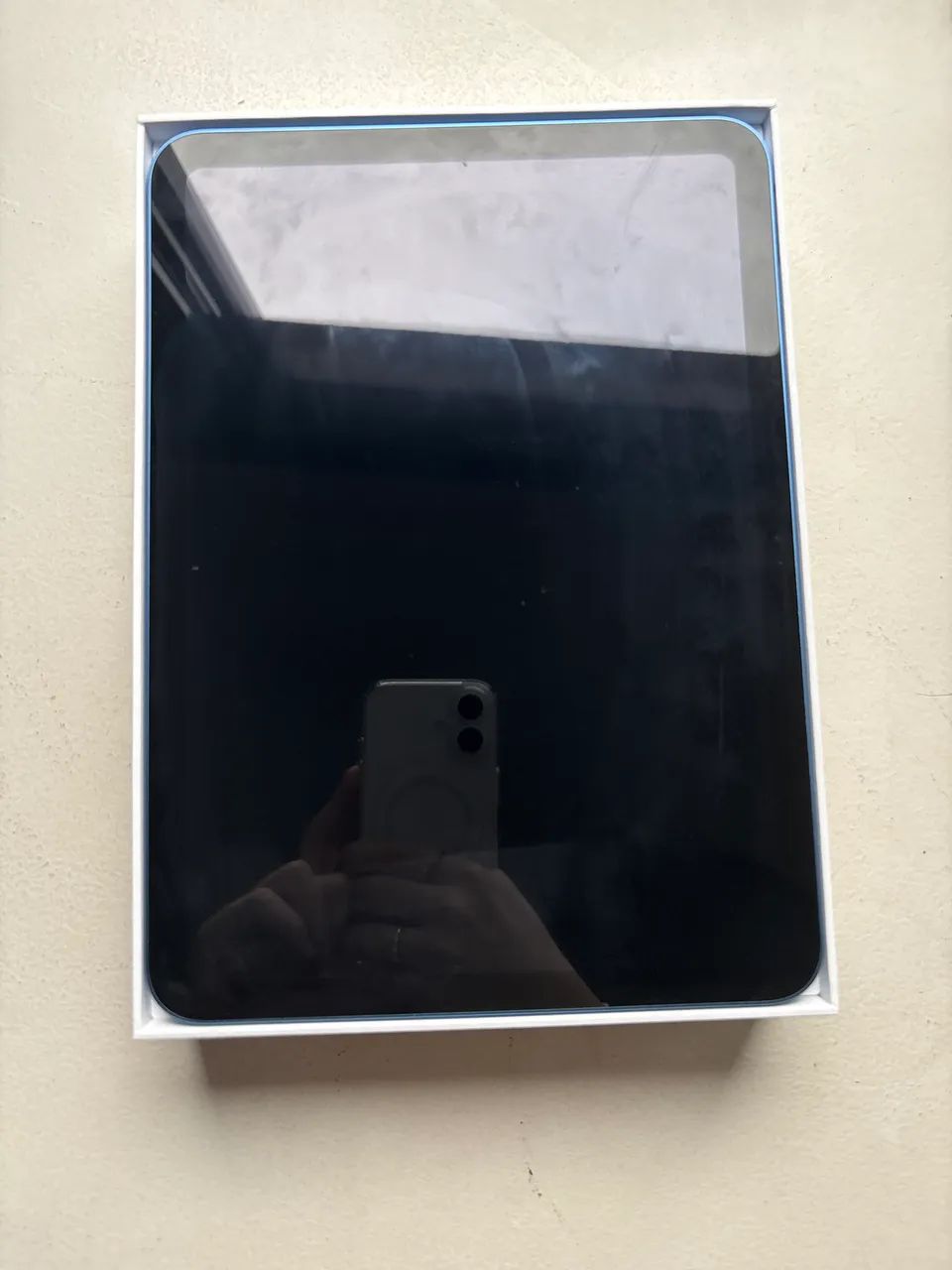 iPad 10° geração na caixa com carregador e manual - Foto 4