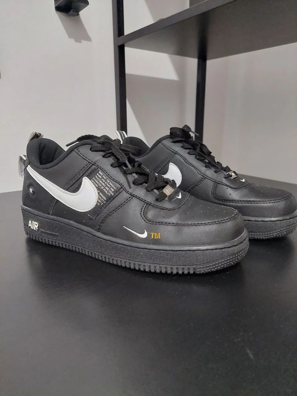 Tenis Air Force 1 preto e branco - Réplica - Foto 2