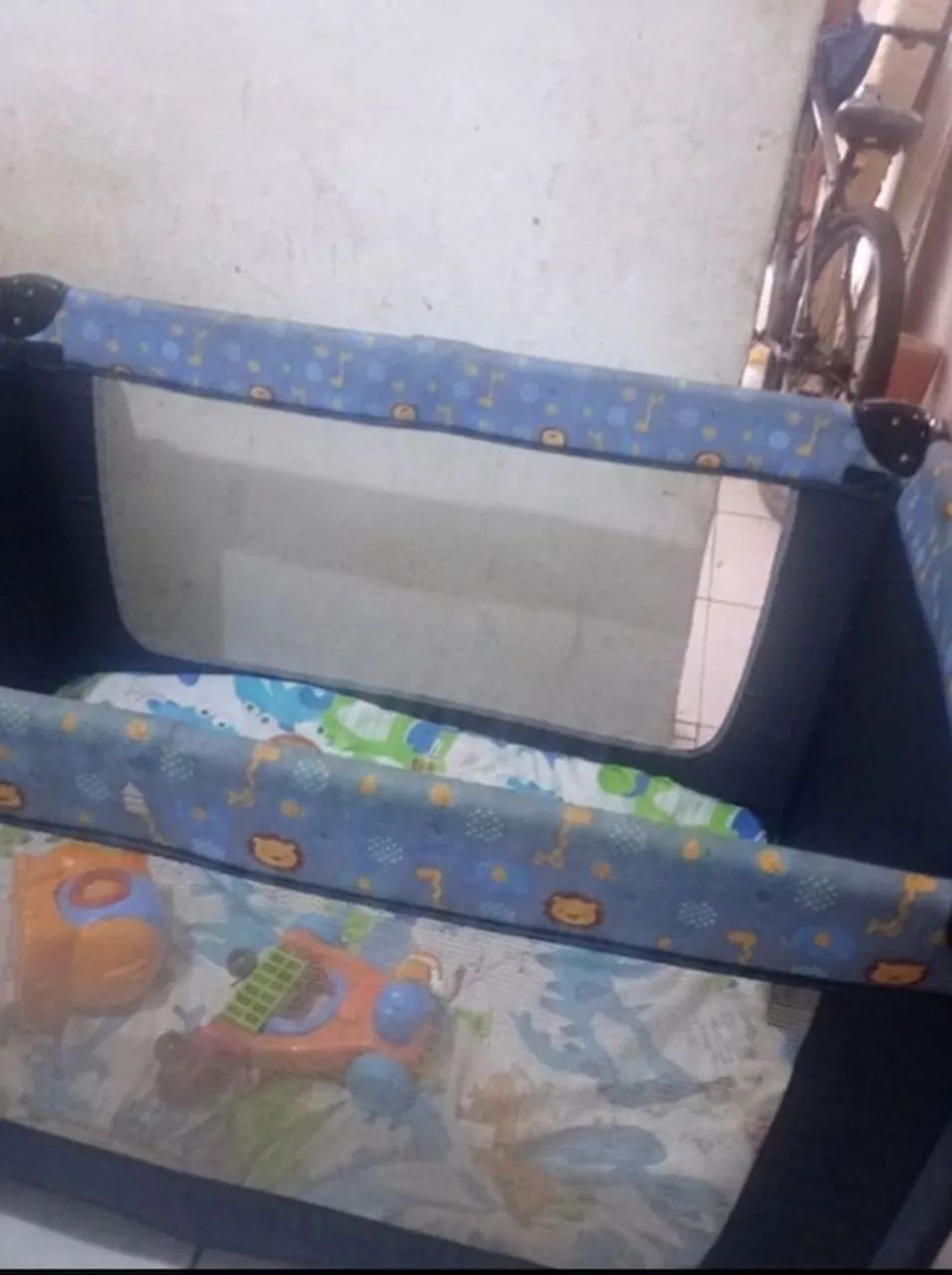 Berço chiqueirinho Cosco 2 fases