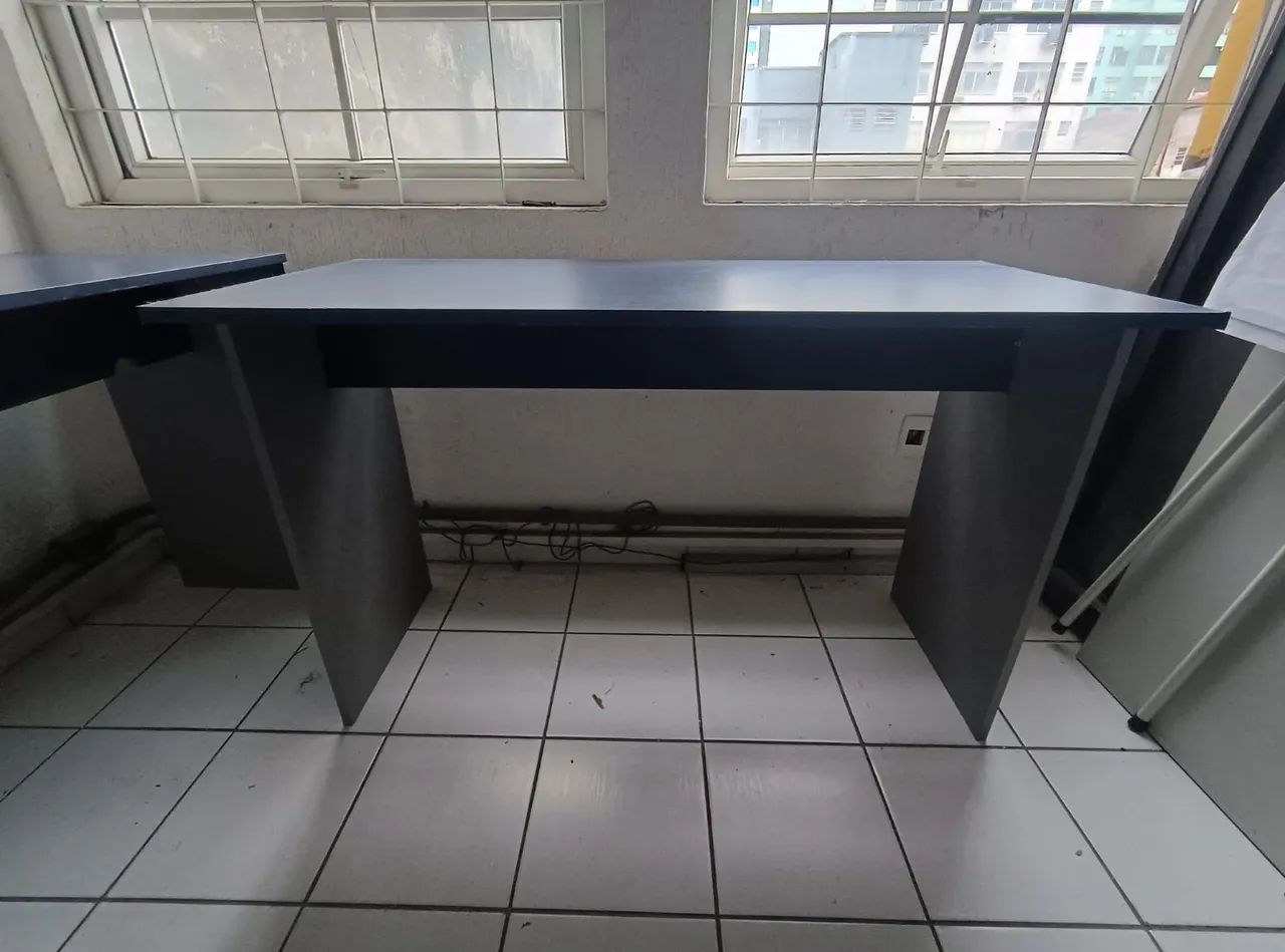 Escrivaninha/ Bancada  - Foto 2