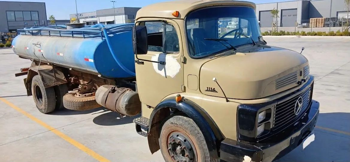 Mercedes-Bens 1114 - Foto 2