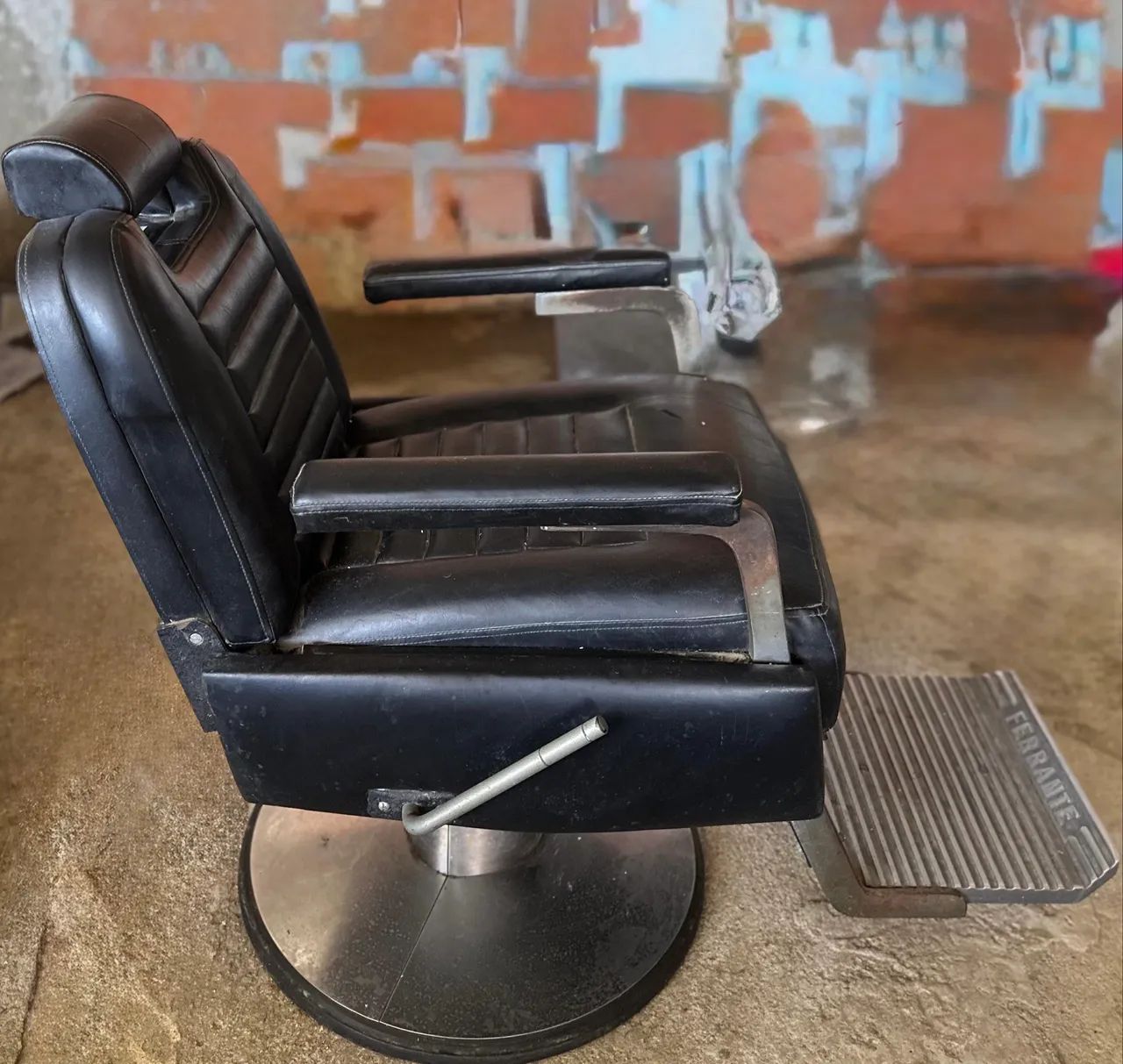 Cadeira de barbeiro reclinável 