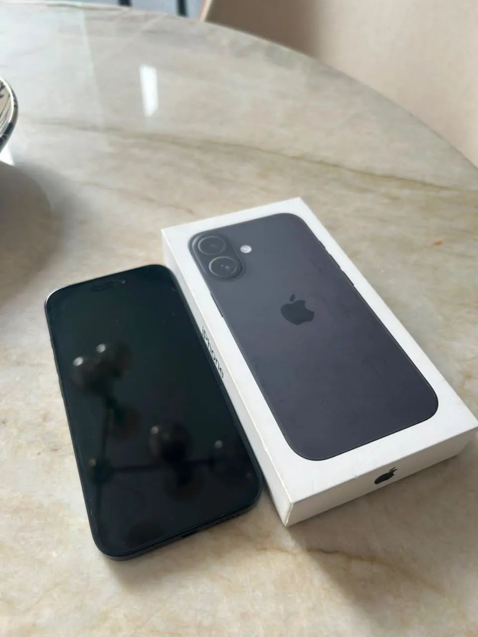 iPhone 16 - Black - 128gb - Usado e sem marcas de uso  - Foto 2