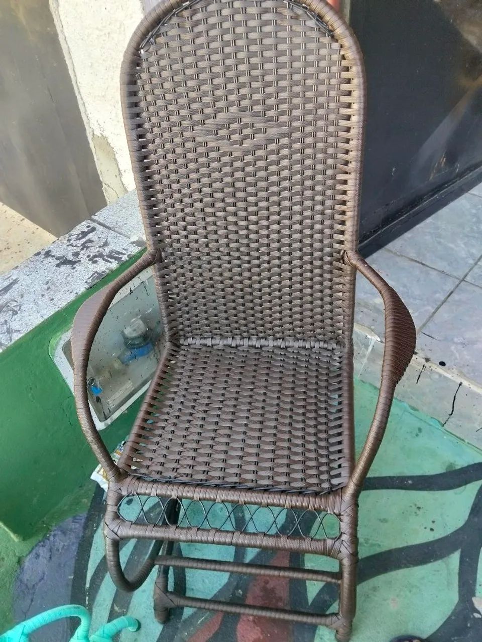 CADEIRA DE BALANÇO EM FIBRA - NOVA