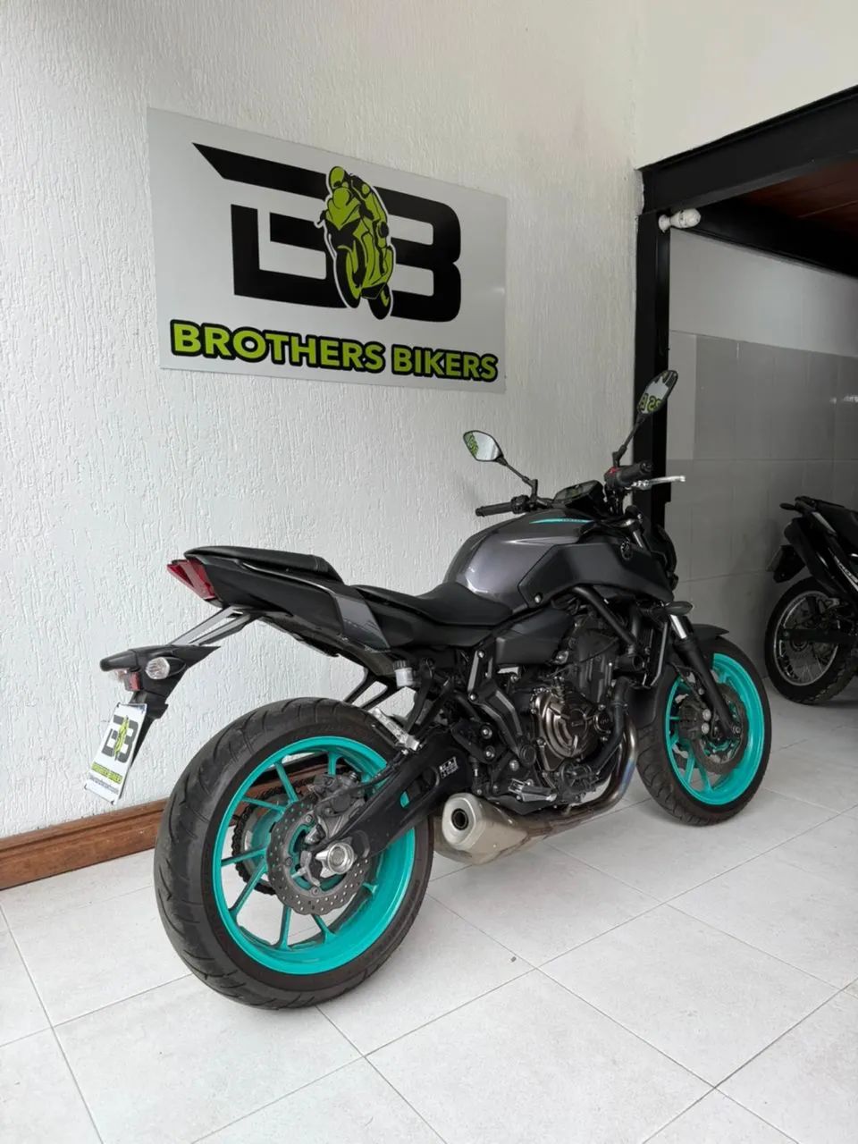 YAMAHA MT 07