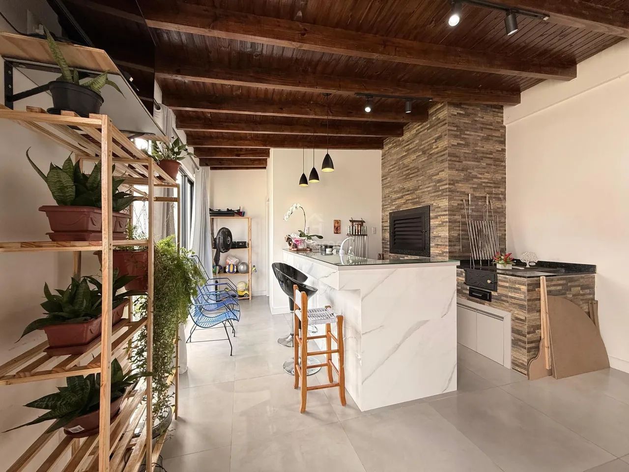 Casa semimobiliada com 4 quartos e piscina à venda no Vila Real - Foto 4