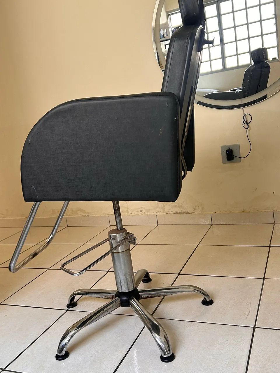 Cadeira cabeleireiro  - Foto 2