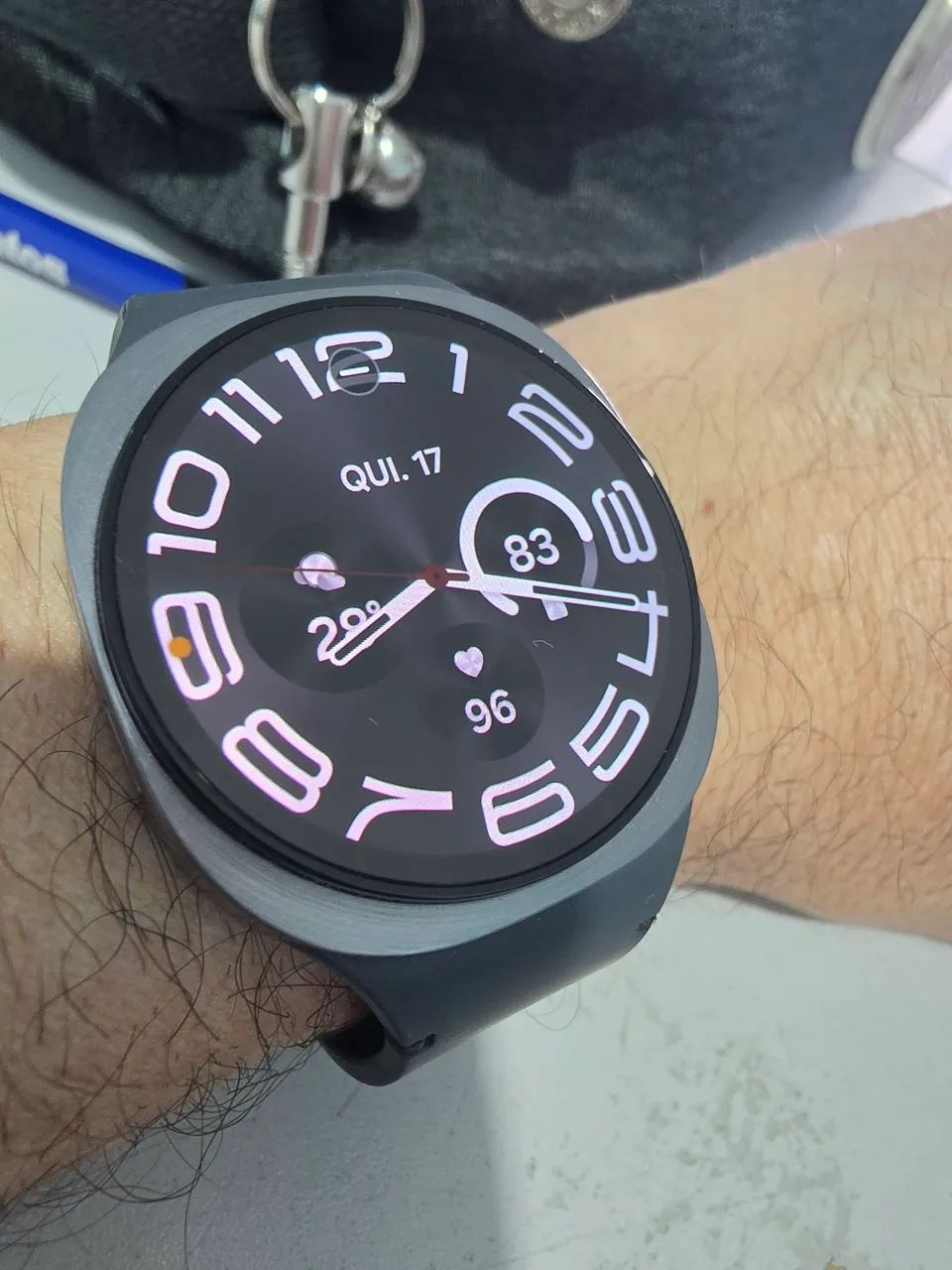 Samsung Galaxy Watch8 40 mm LTE, na cor Grafite