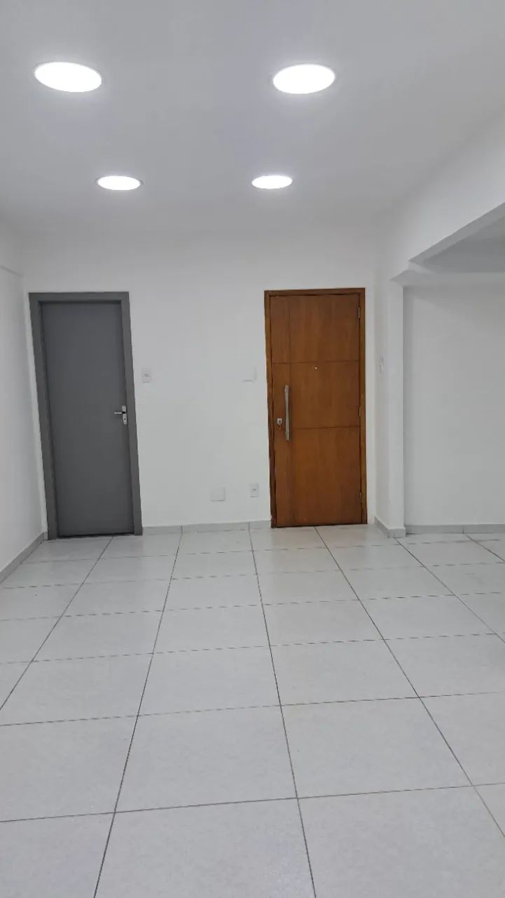 AMPLO Apto Metrô Carioca 70m - Foto 2