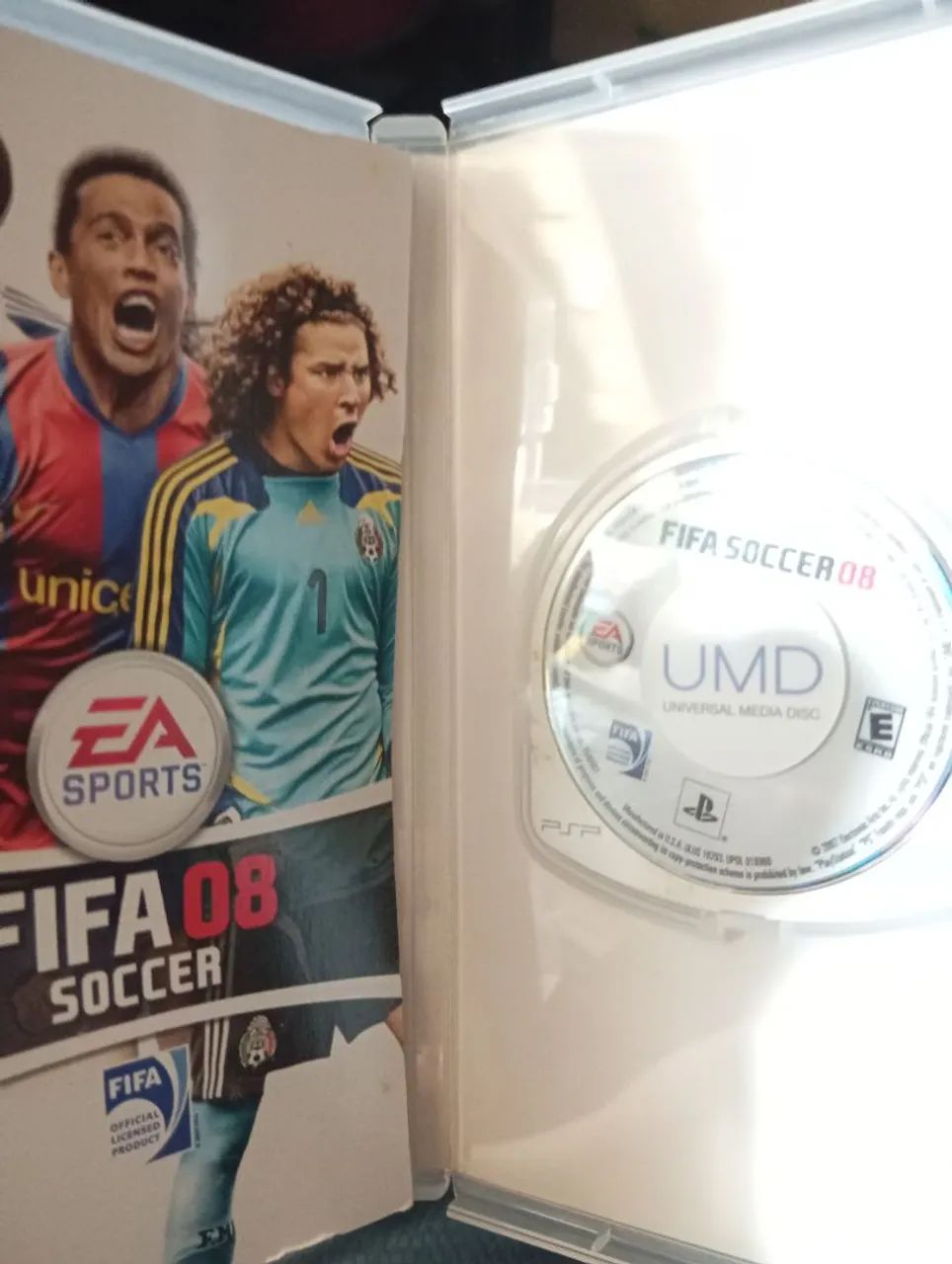 FIFA 08 SOCCER PSP - Foto 2