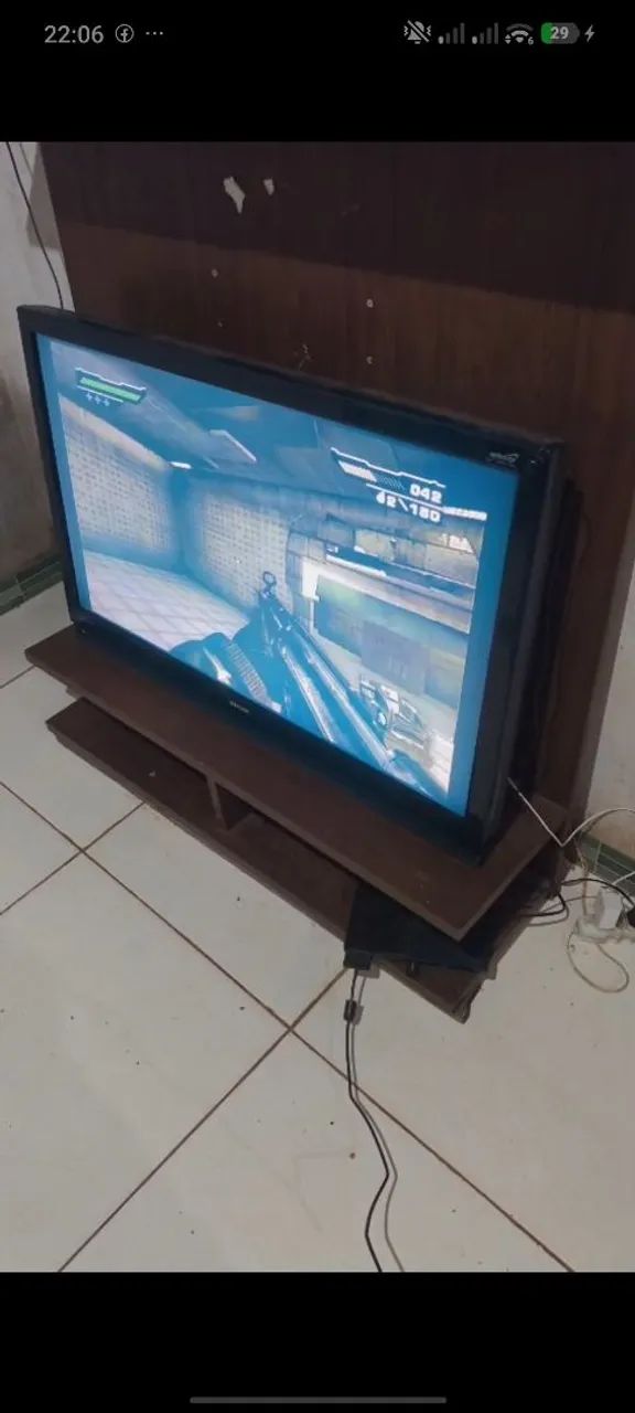 Tv 43 polegadas com tv stick e um Playstation2