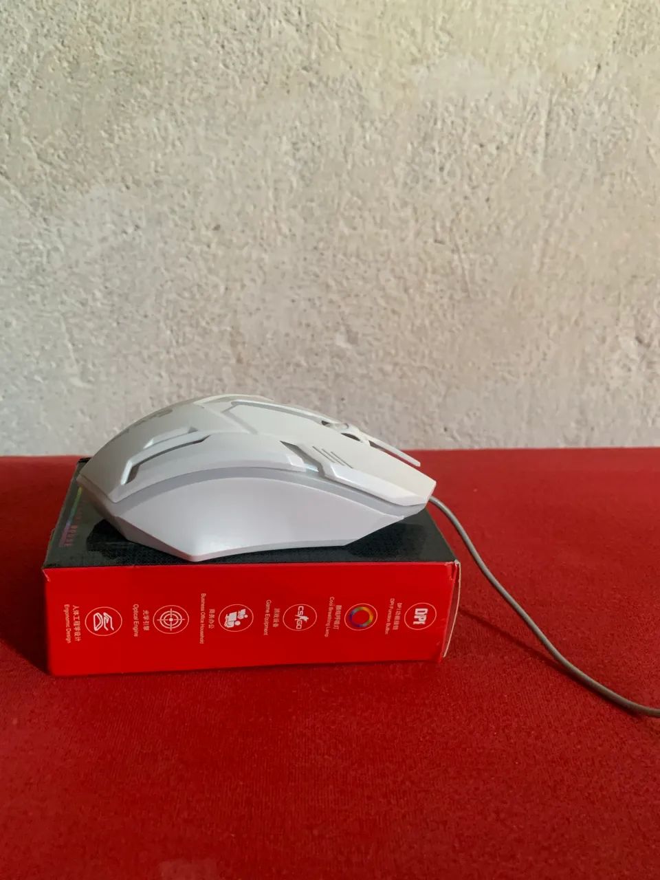 Mouse branco RGB